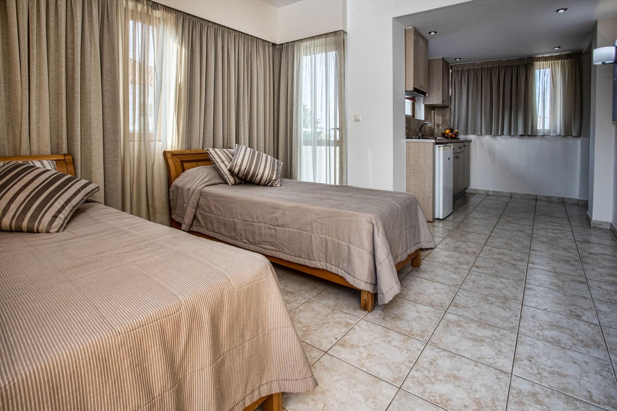 Mary Hotel & Mary Royal Suites Platanes  Exterior foto